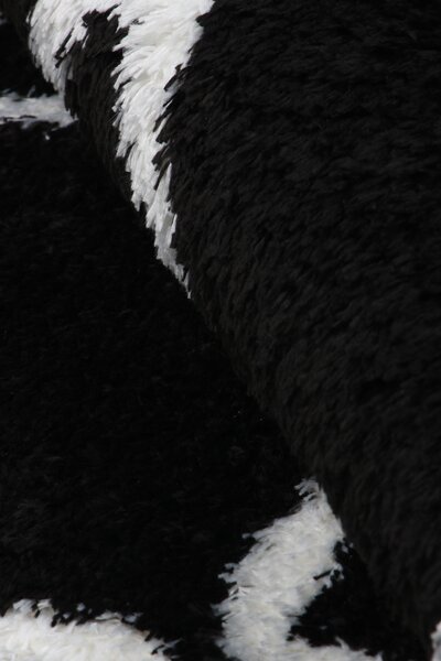 Koberec Boho 613 BLACK/CREAM rozmery koberec: 80x150 cm