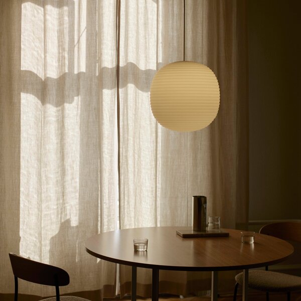 Závesné svietidlo Lantern, Small, White Opal – New Works
