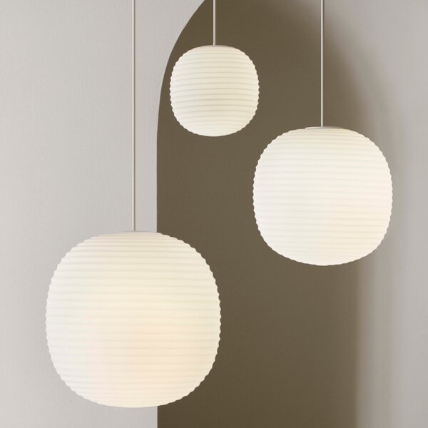 Závesné svietidlo Lantern, Small, White Opal – New Works