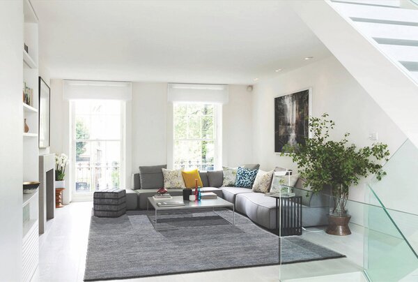 Diamond Carpets India , Ručne viazaný kusový koberec Diamond DC-MCK Light grey / silver, 140x200, šedá, chodba / predsieň