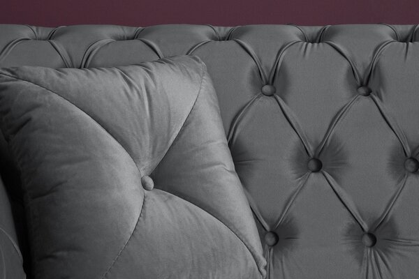 Dizajnová sedačka Rubby Chesterfield II 225 cm strieborno-sivá