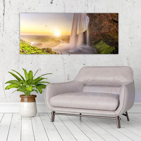 Obraz - Seljalandsfoss spoza vnútra jaskyne (120x50 cm)