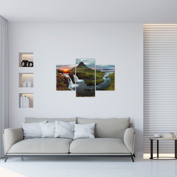 Obraz - Kirkjufell pri západe slnka (90x60 cm)