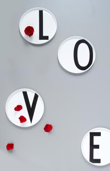 Porcelánový tanier Letters 20 cm U