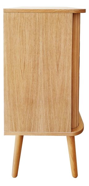 Vysoká komoda v dekore duba s posuvnými dverami v prírodnej farbe 83x95 cm Rove – Woodman
