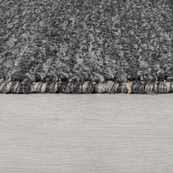Tmavosivý ručne tkaný behúň s prímesou vlny 60x230 cm Minerals – Flair Rugs
