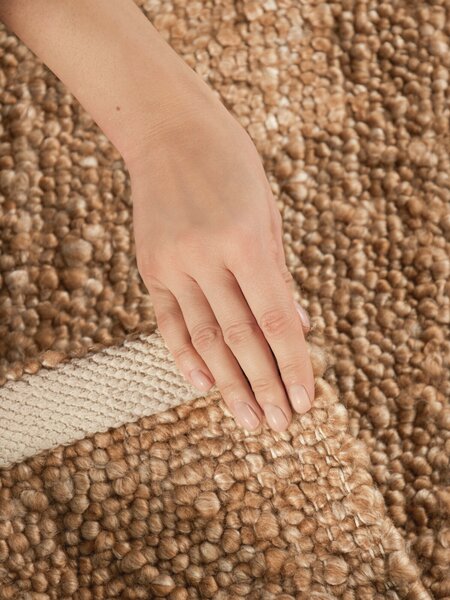 Ted Baker , Behúň Notting Hill 106344 Beige, 80x200, hnedá, obývacia izba