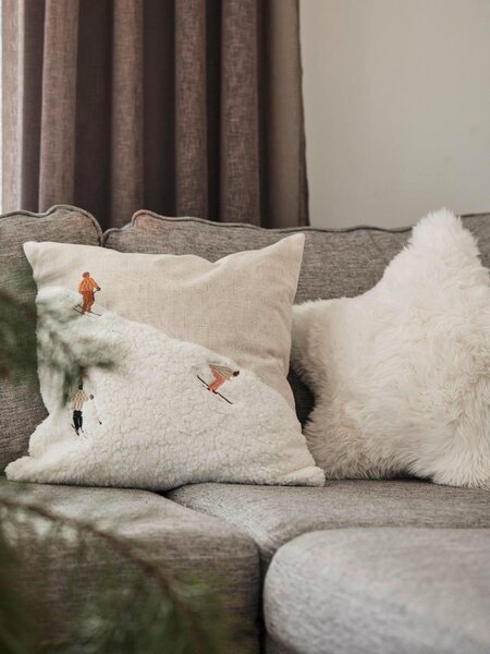 DEKORAČNÝ VANKÚŠ 45/45 cm Svanefors - Online Only bytové doplnky, Online Only