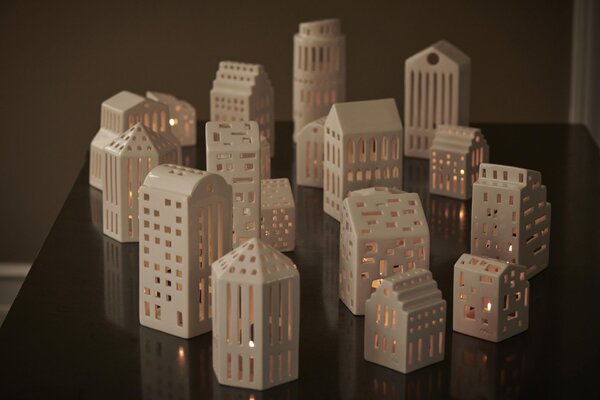 Lampáš domček Urbania Long church 11,3 cm