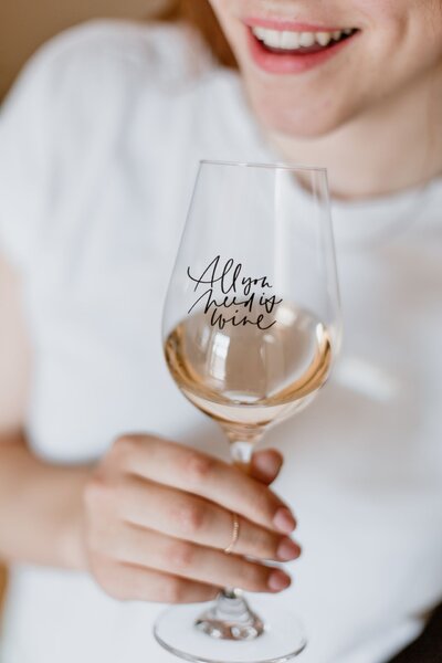 Pohár na víno All you need is wine