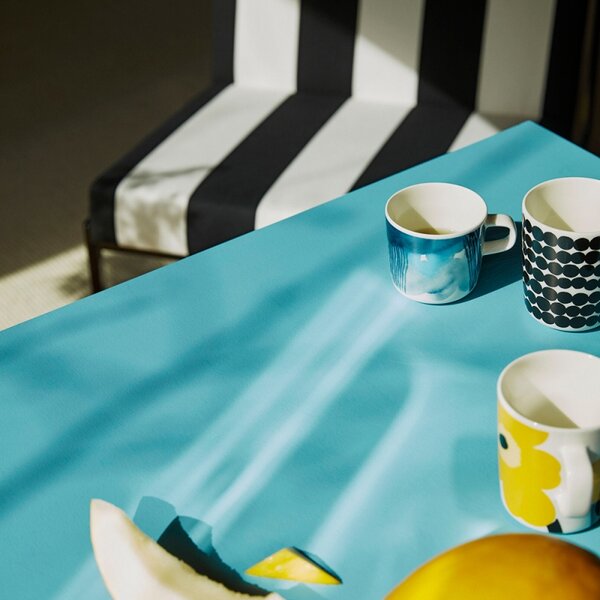 Marimekko Hrnček Oiva Siirtolapuutarha 0,25l, čierny