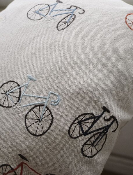 Ľanová obliečka na vankúš Bicycles 48 × 48 cm