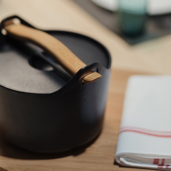 Iittala Liatinový hrniec Sarpaneva 3l