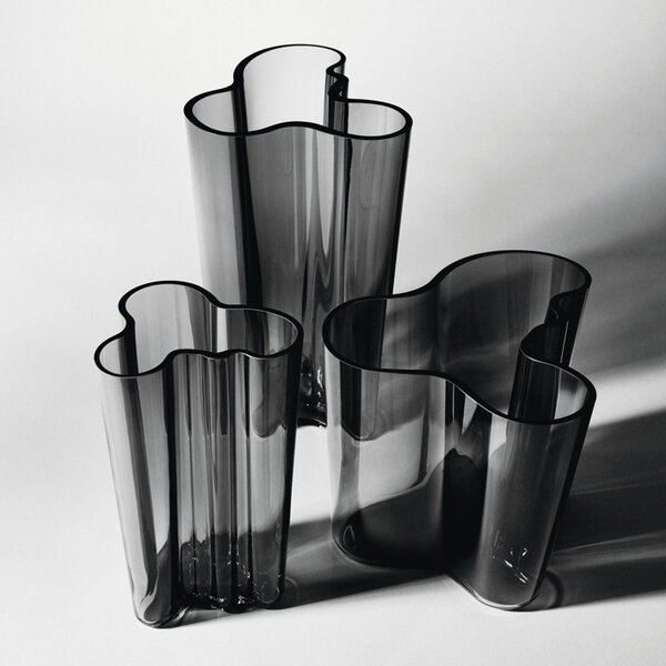 Iittala Váza Alvar Aalto 160mm, tmavo sivá