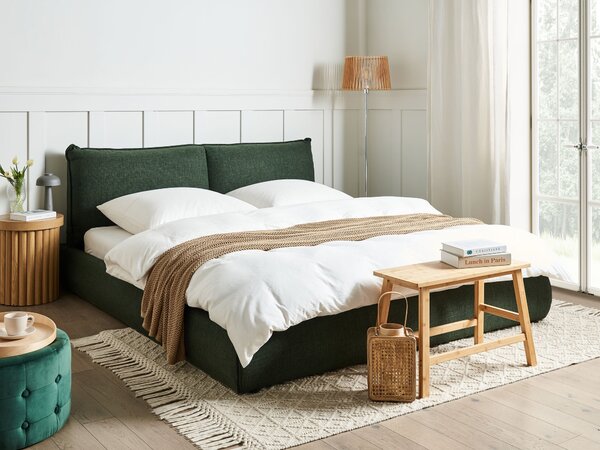 Posteľ tmavozelená polyester látkové čalúnenie 180 x 200 cm lamelový rošt hrubé čalúnené čelo postele moderný štýl spálňa