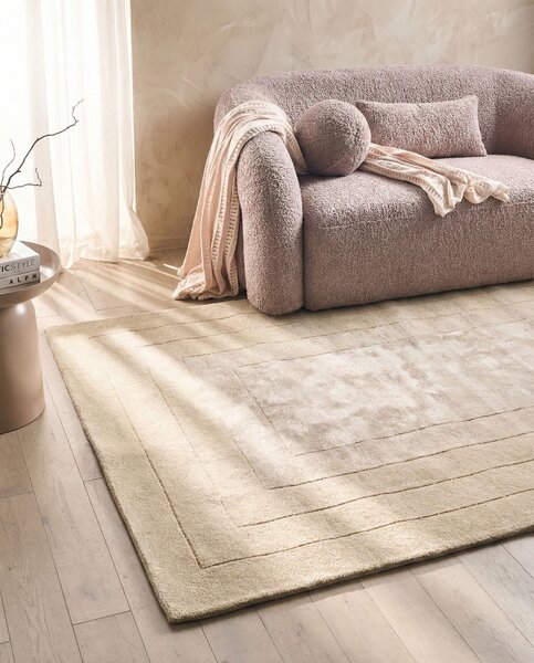 Koberec béžový viskóza a vlna jednofarebný 160 x 230 cm moderný glamour štýl obývacia izba spálňa