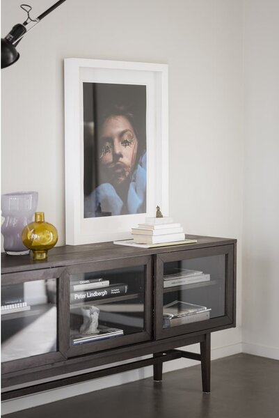 Hnedá vitrína v dekore duba s posuvnými dverami 170x75 cm Hazelton – Rowico