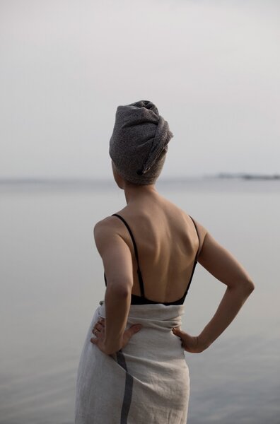 Lapuan Kankurit Turban na vlasy Kivi, tmavo sivý
