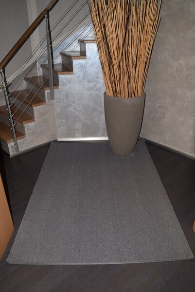 Tapibel , Kusový koberec Supersoft s bordurou 850 tm. šedý, 60x100, šedá, spálňa
