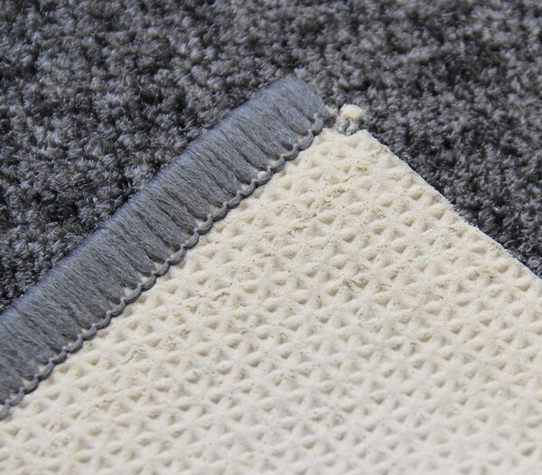 Associated Weavers , Protišmykový behúň na mieru Bombay 97, šíre 67 cm, šedá, chodba / predsieň