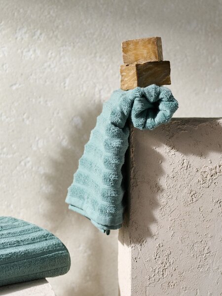 Sinsay - Bavlnený uterák 30x50 - bledozelená