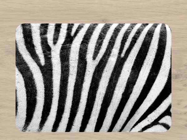 Prestieranie na stôl-0013, Zebra
