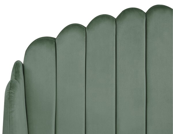 Posteľ zelená zamatová 120 x 200 cm čalúnený rám postele kovové nohy retro dizajn zaoblené prešívané čelo v tvare mušle