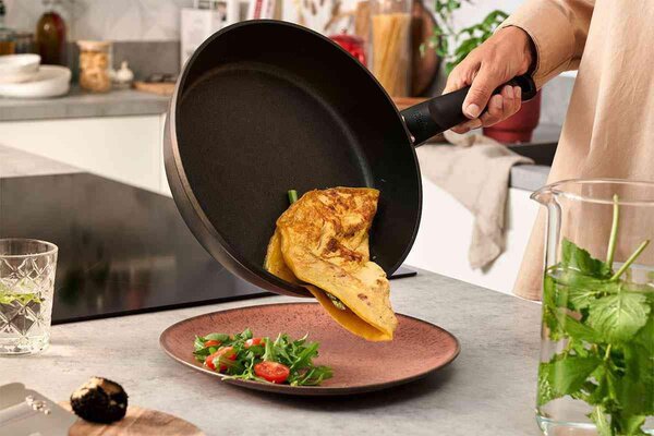 PANVICA NA SMAŽENIE 28 cm Fissler - Online Only bytové doplnky, Online Only