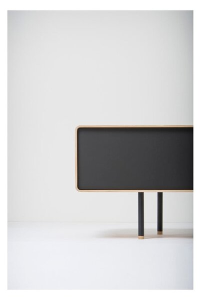 Čierny/v prírodnej farbe TV stolík z dubového dreva 200x48 cm Fina – Gazzda