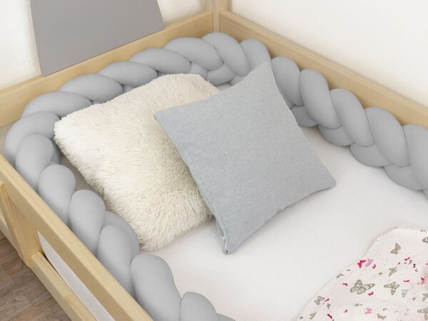 Chránič na detskú posteľ pletený do vrkoča JERSEY - sivý