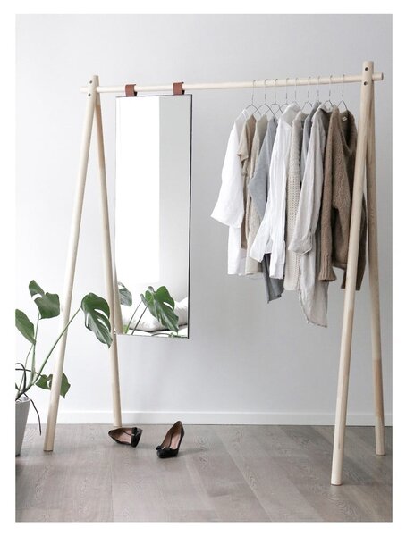 Vešiak z borovicového dreva Karup Design Hongi Natural