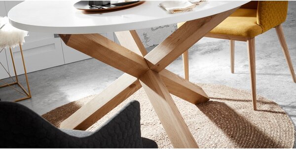 Jedálenský stôl Kave Home Nori, ⌀ 135 cm