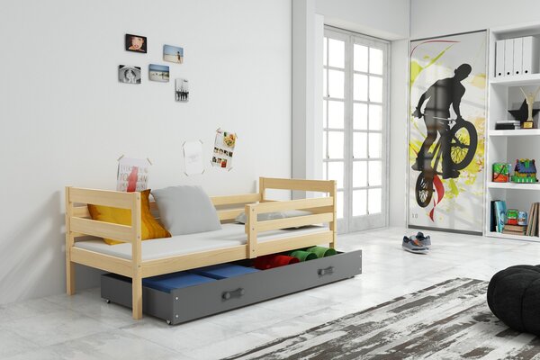 Detská jednolôžková posteľ s úložným priestorom ERYK | borovica Farba: Borovica / sivá, Rozmer.: 190 x 80 cm