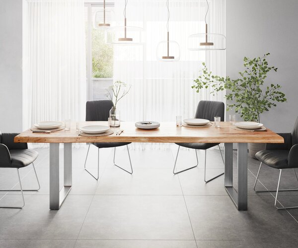DELIFE Jedálenský stôl Edge 260x100 XL akácia prírodná nerezová oceľ úzky Live-Edge