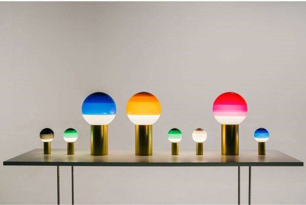 MARSET Akumulátorová stolová lampa Dipping Light, zelená/mosadz, Zelená, Obývacia izba / jedáleň, Sklo, Dizajn, Stojacie svietidlo