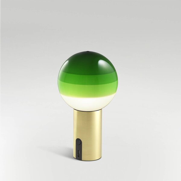 MARSET Akumulátorová stolová lampa Dipping Light, zelená/mosadz, Zelená, Obývacia izba / jedáleň, Sklo, Dizajn, Stojacie svietidlo