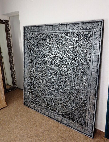 Dekorácia na stenu MANDALA, strieborná čierna, drevo, ručná práca 160x160cm