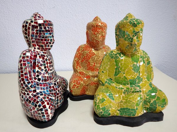 Lampa Budha, ručná práca