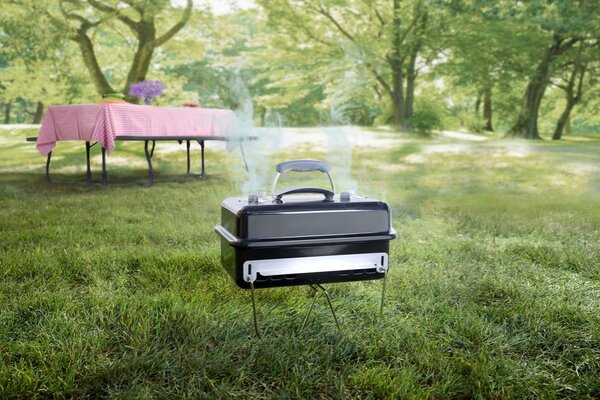 Gril na drevené uhlie Weber Go Anywhere