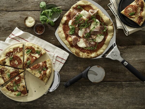 Krájač na pizzu Weber