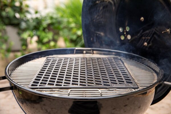 Liatinový rošt Weber Crafted Sear Grate