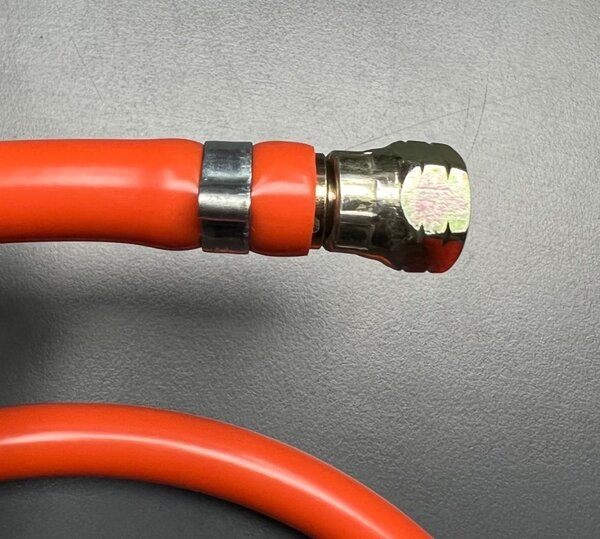 Hadica Weber 30 mBar s regulátorom pre plynové grily Weber