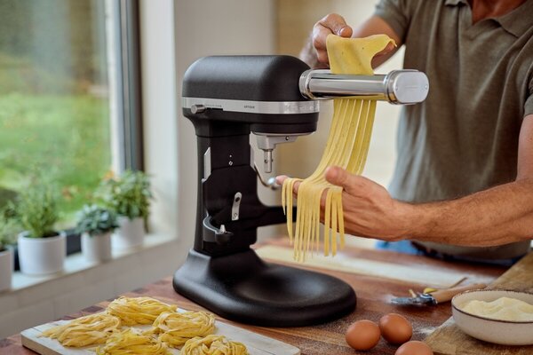 Kuchynský robot KitchenAid Artisan 5KSM185 - mandľová
