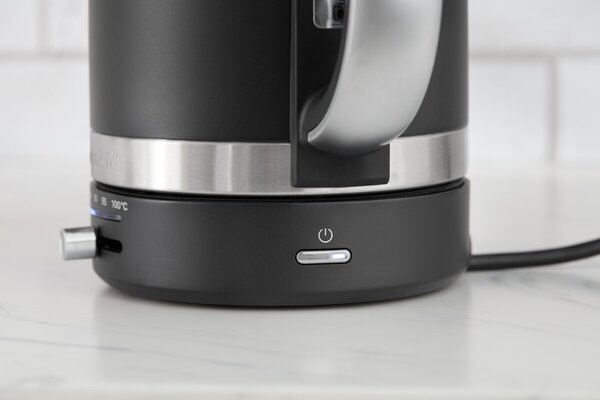 Rýchlovarná kanvica KitchenAid 5KEK1701 - kráľovská červená