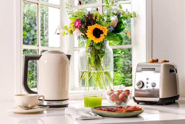 Rýchlovarná kanvica KitchenAid 5KEK1722 - pistáciová