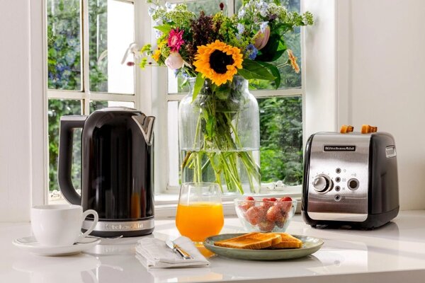 Rýchlovarná kanvica KitchenAid 5KEK1722 - pistáciová