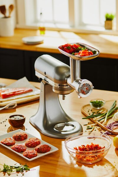 KitchenAid kovový mlynček na mäso pre kuchynské roboty
