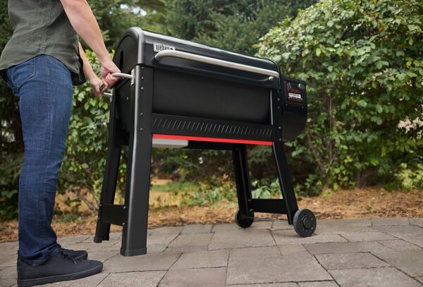 Peletový gril Weber Smoque XL
