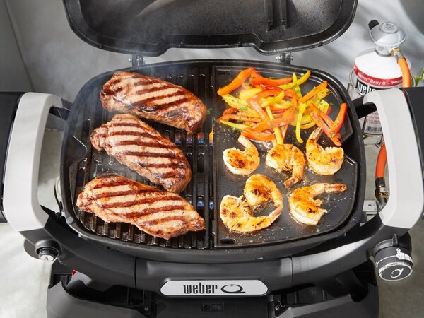 Plynový gril Weber Q1200N - Flame Red