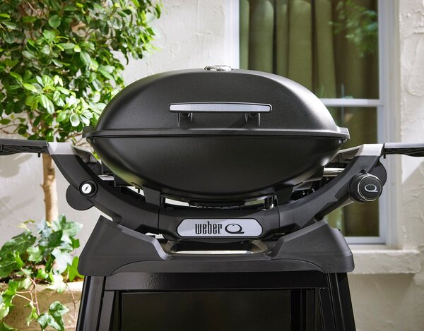 Plynový gril Weber Q2200N Premium Stand